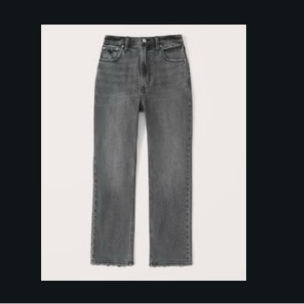 Abercrombie & Fitch Ultra High Rise Ankle Straight. Washed grey. Size 4/27r